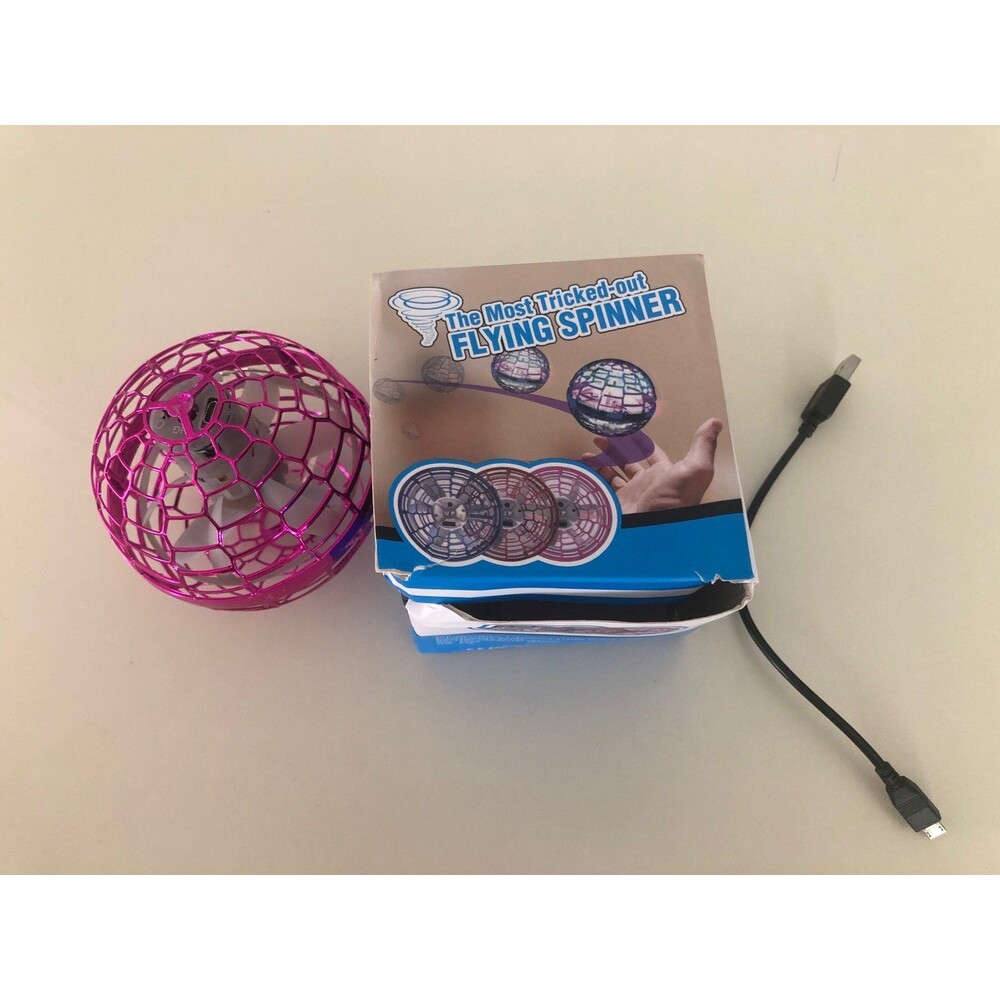 Flying Spinner in Box with‎ Cord Pre-Owned-Tested